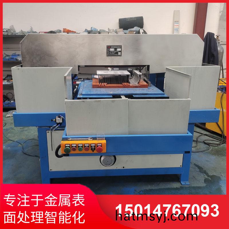 鋁(lv)材直紋拉(la)絲機生産供應