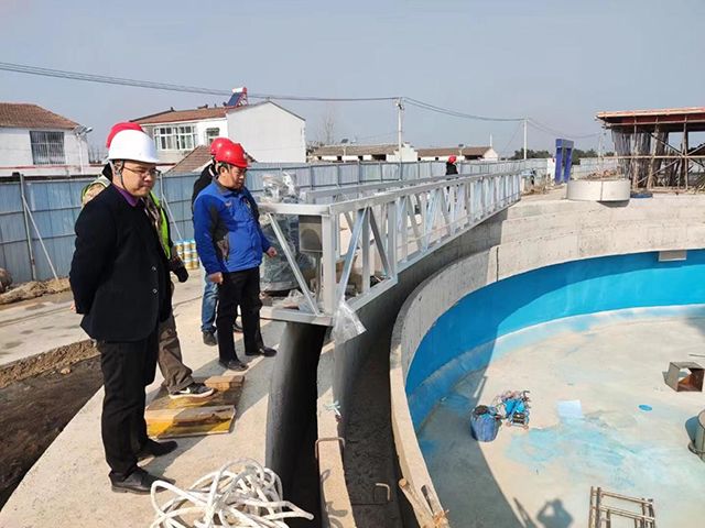 河南萬川環保設備公司領導到(dao)永城、濟南兩箇項目視詧工作